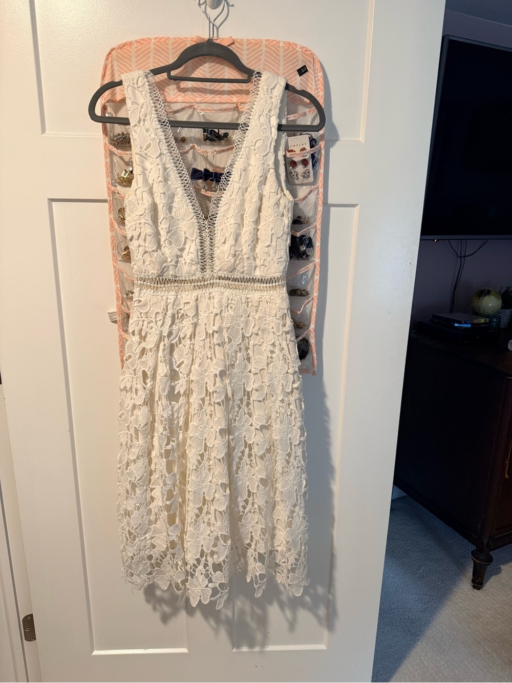 Lulu's Ivory Lace V-Neck Midi Dress